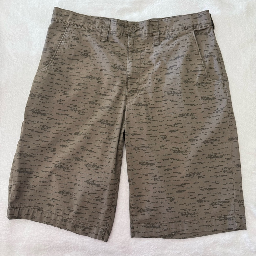 Dickies Temp-IQ Mushroom Hybrid Shorts, Brown, Size 32